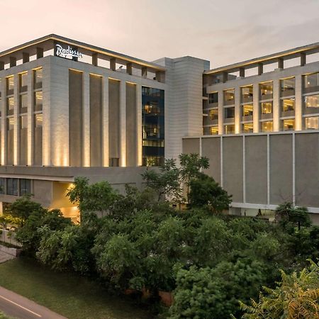 Radisson Bhopal Hotell Exteriör bild